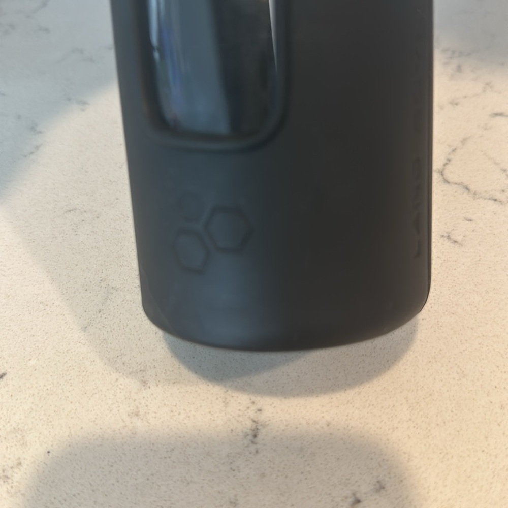 Land Rover Defender Water Bottle - Picture 3 of 9